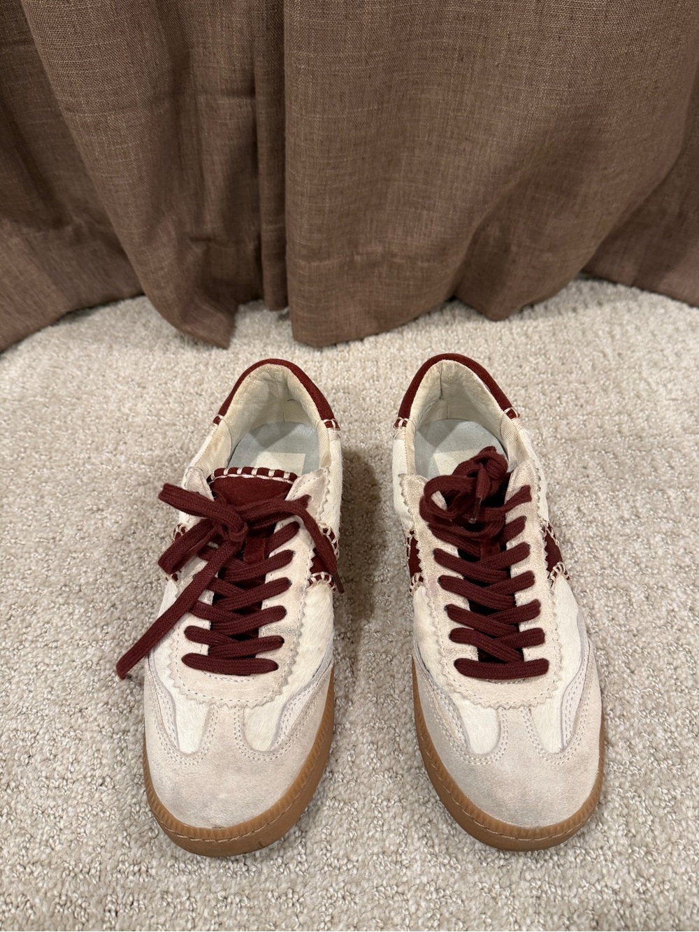 Dolce Vita Notice Sneakers Calf Hair Suede Whipstitch Maroon Cream Gum Sole 6.5